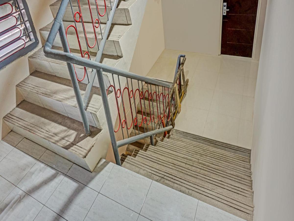 RedDoorz At Losari Area 3 Makasar Zewnętrze zdjęcie