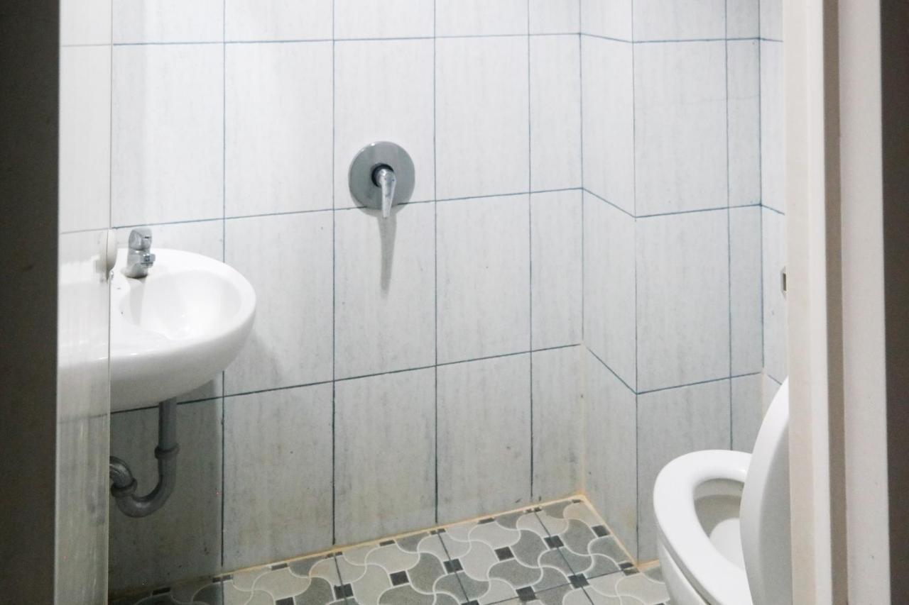 RedDoorz At Losari Area 3 Makasar Zewnętrze zdjęcie